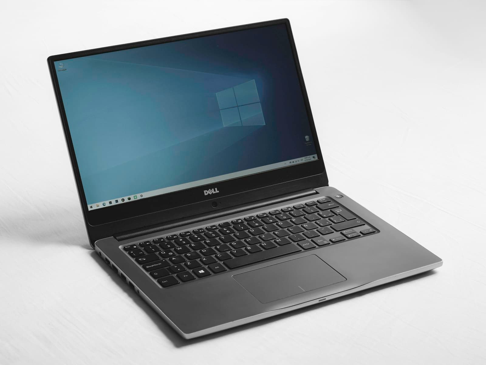 Dell 15